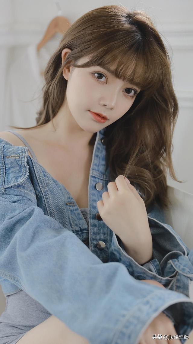 顾欣怡情趣内衣私房床照_美女私房照_非诚勿扰严露微博私房美照