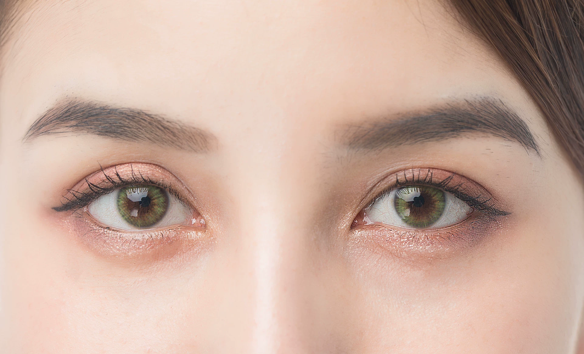电眼美女_小游戏电眼美女_电眼美女图片