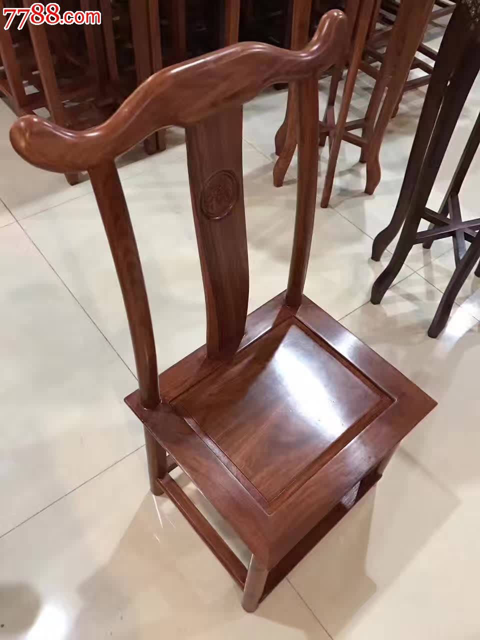 打女孩光屁屁_打女孩光孩光屁屁作文_女孩屁屁打了