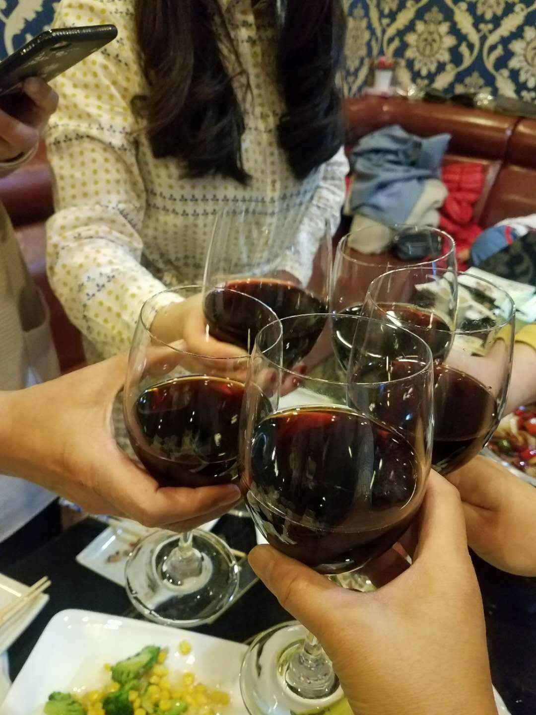 敬酒顺序_敬酒_敬酒服