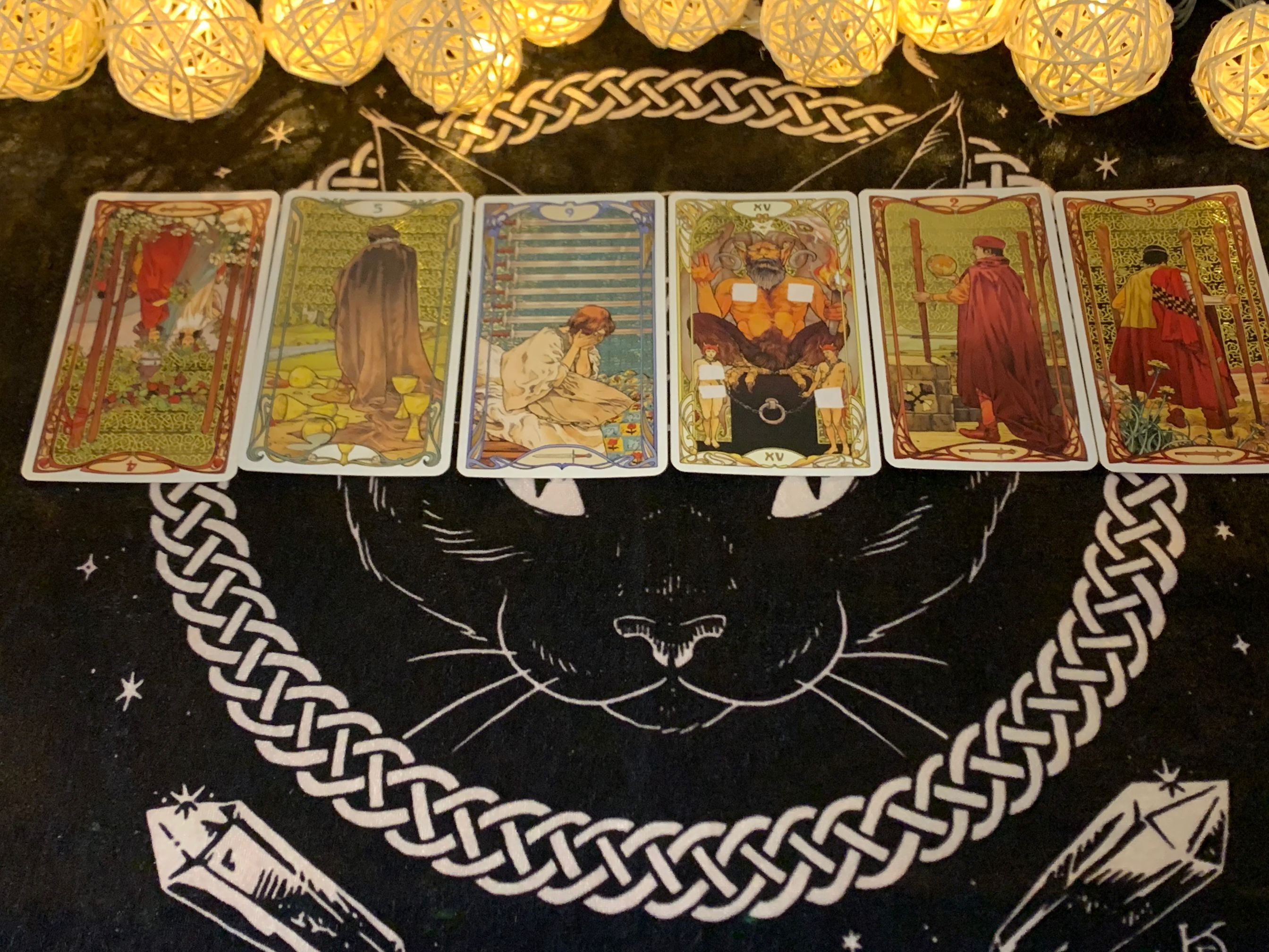 神奇牌塔罗游戏怎么玩_神奇塔罗牌小游戏_神奇塔罗牌游戏