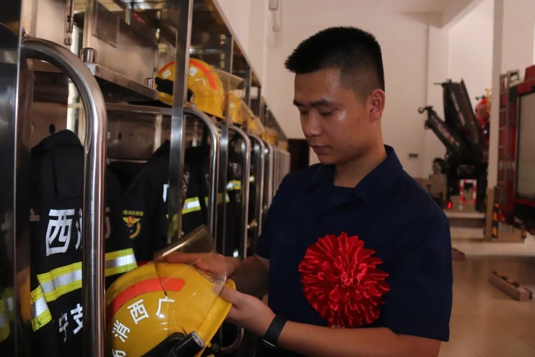 明日方舟中资深干员_明日方舟资深干员搭配支援_明日方舟资深干员tag搭配