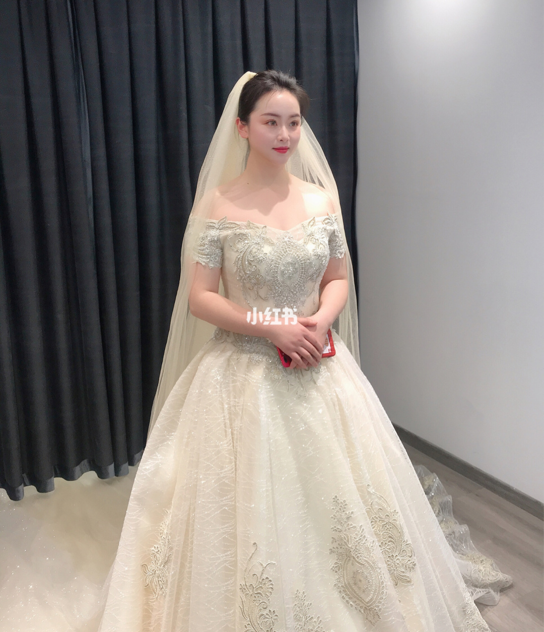 加盟乐悠悠婚纱旗舰店_大鸭梨旗舰凯旋店_乐悠悠婚纱旗舰店