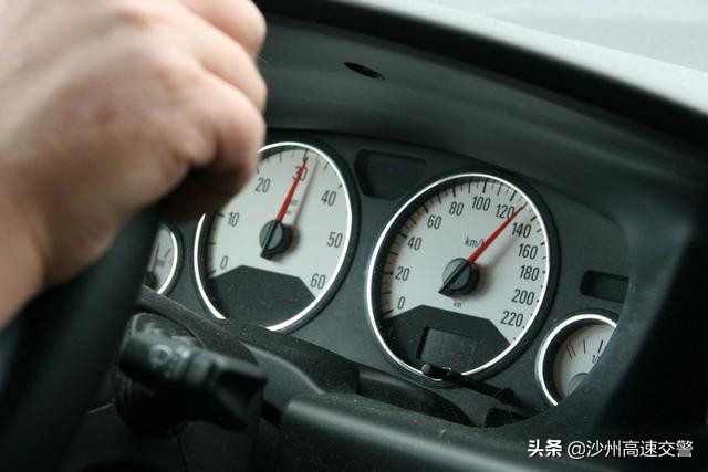 路虎发现者多少钱一辆_路虎发现者2020款报价_路虎发现者3报价