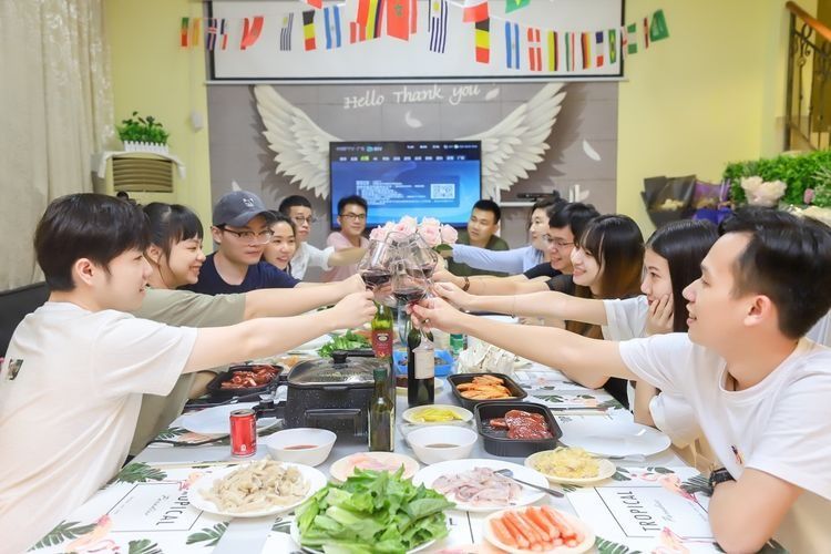 饭局中的餐桌游戏_饭局桌面游戏_餐桌游戏规则