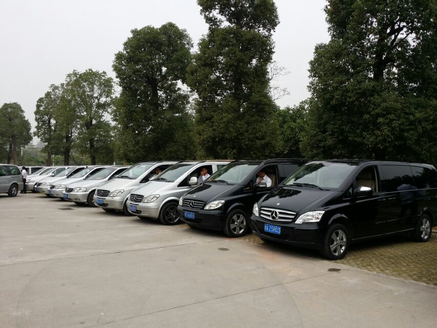 帮大嫂用最低的价钱租车_大方租车吉安贸易广场店价钱_婚庆租车价钱如何