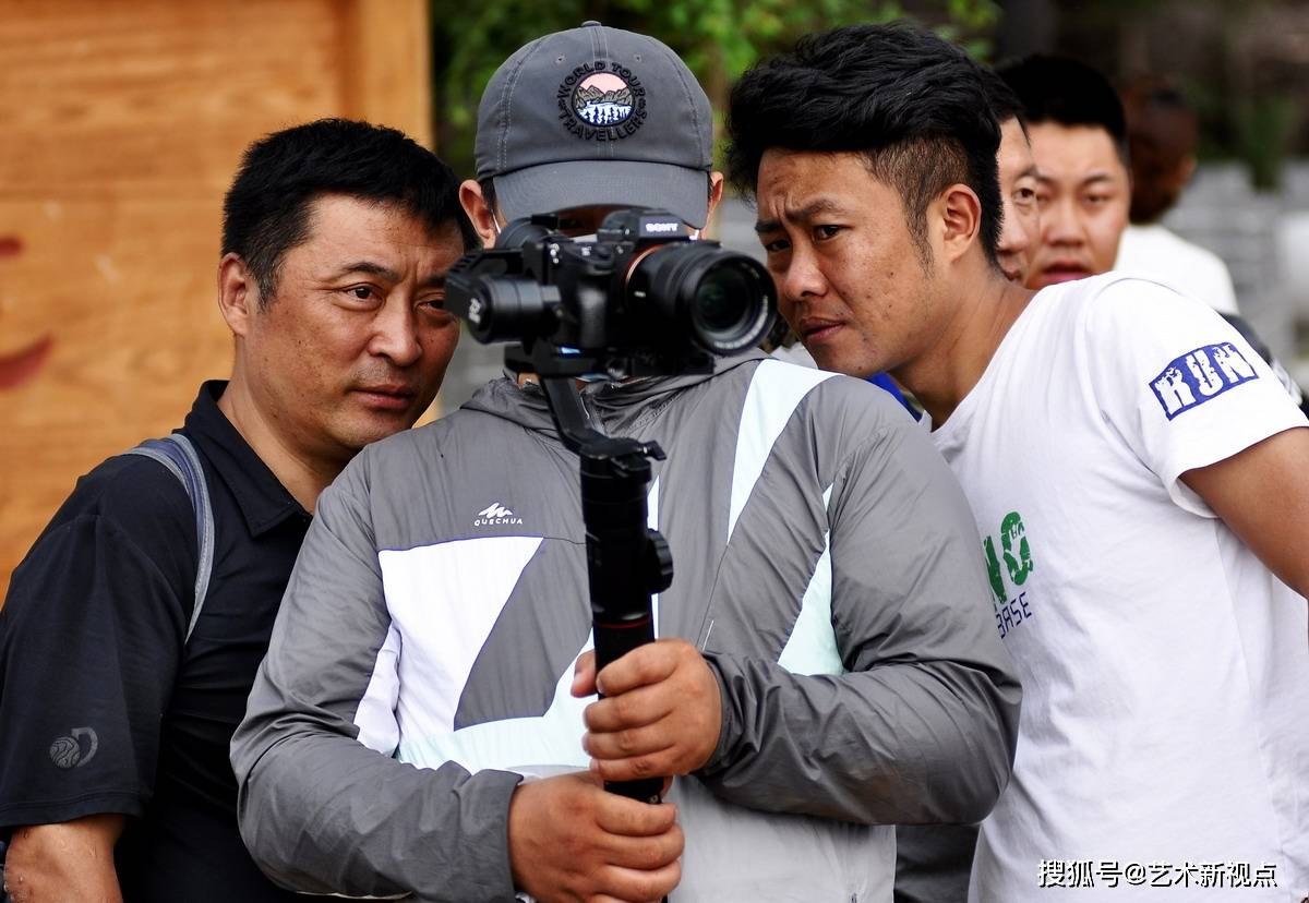 中华影视村郭亮介绍_愈穷愈见鬼童话村影视_影视村