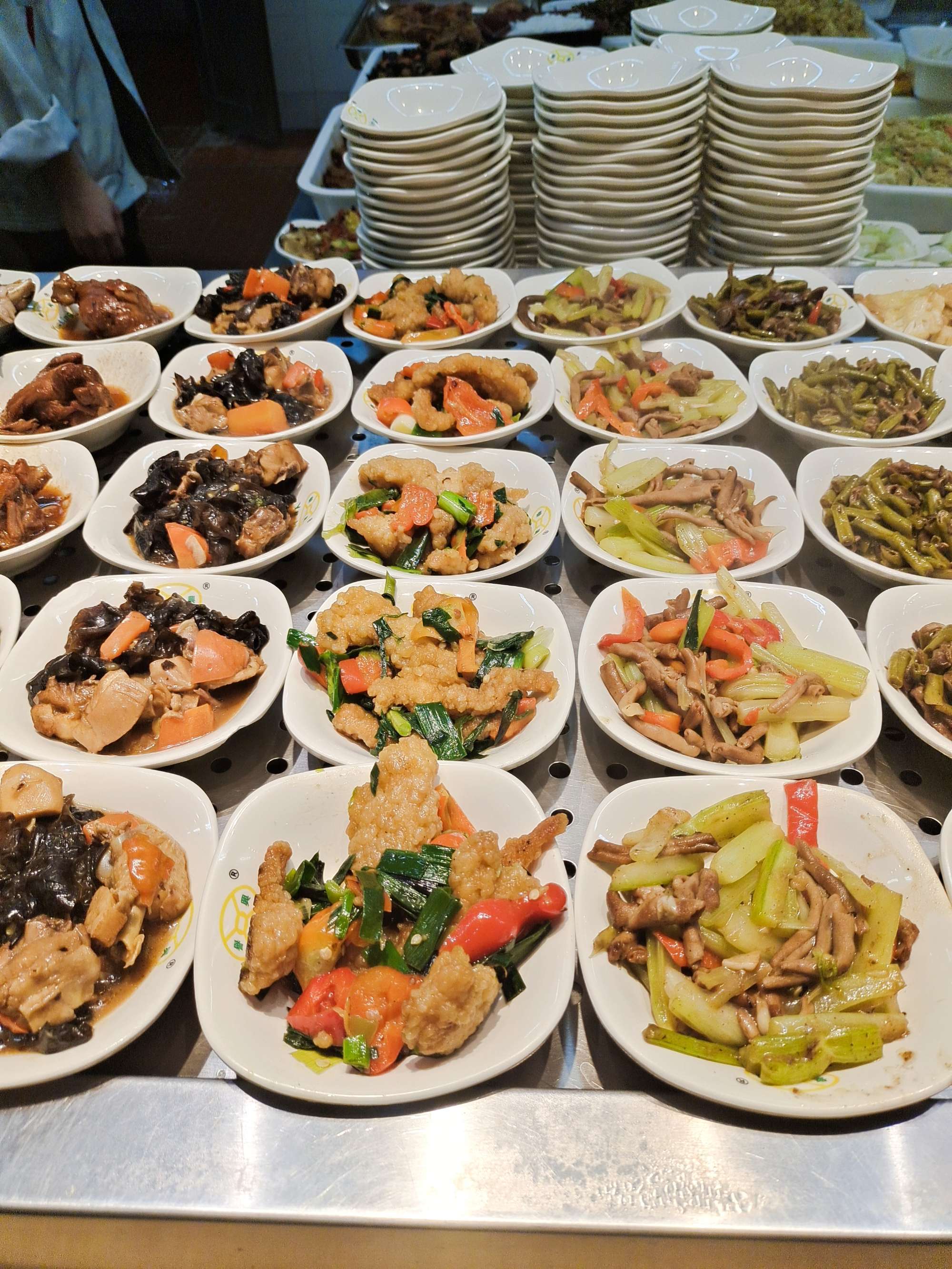 餐饮经营达人，超级星饭团下载，开启模拟经营游戏
