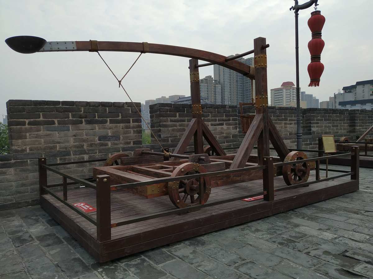 投石车的照片_投石车图片简笔画_投石车图片