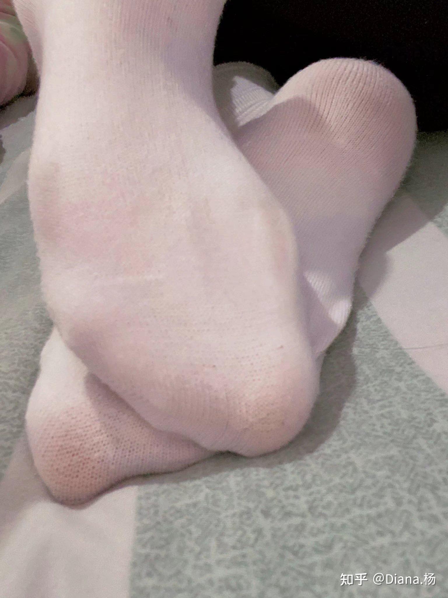 袜子纯白_为什么穿白袜子是0_袜子白不白