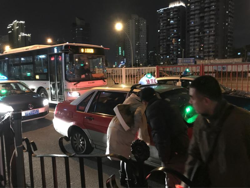 车马动司机端_马车司机图片_马司机指的是谁呀