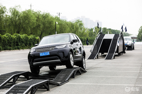 路虎手机app叫什么_路虎发现4游戏手机版下载_路虎app怎么不更新了