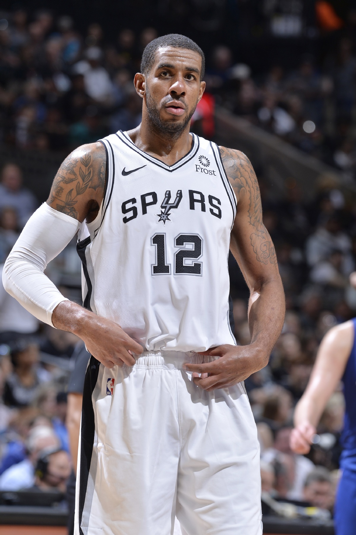 好玩的手机nba游戏_好玩手机游戏排行榜前十_好玩手机游戏推荐男生