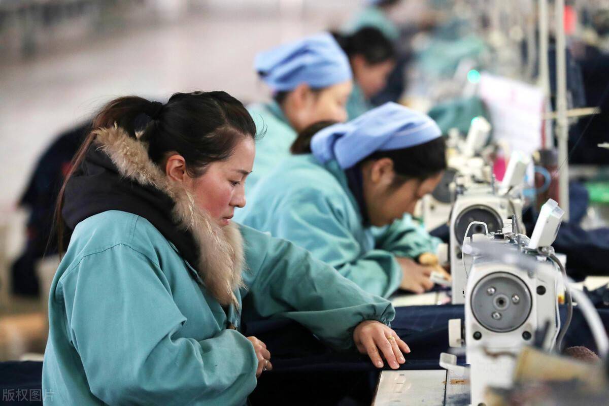 城市生活打工游戏_城市打工模拟器下载_在城市中打工的手机游戏