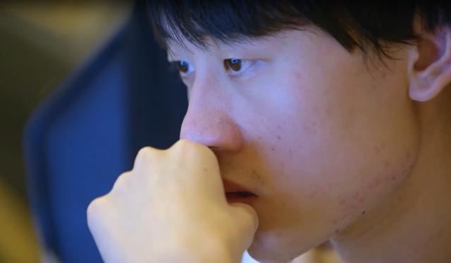 农村人买手机打游戏_农村买打手机游戏人多不多_专门买个手机玩游戏