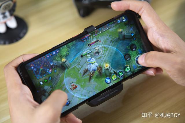 游戏厅能开手机模拟器吗_能开游戏厅的游戏手机_游戏厅能开手机吗