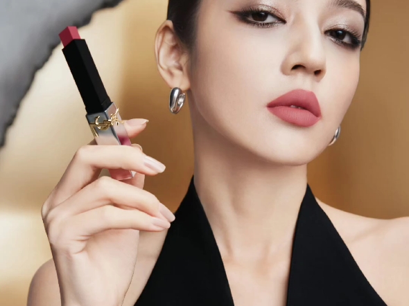 游戏化妆模拟手机软件_模拟化妆游戏手机游戏_模拟化妆的手游